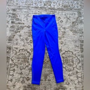 Lululemon Swift Speed 28” Blue Legging, size 8.